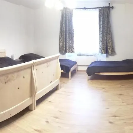 Cinege Vendeghaz Gæstehus 3*