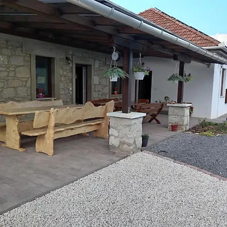 Cinege Vendeghaz 3* Tolcsva