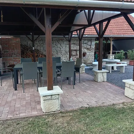 Penzion Cinege Vendeghaz 3*