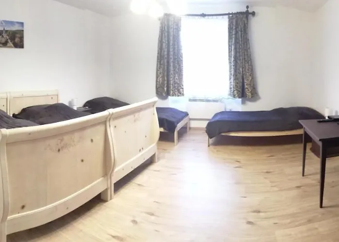 Cinege Vendeghaz Konukevi 3*